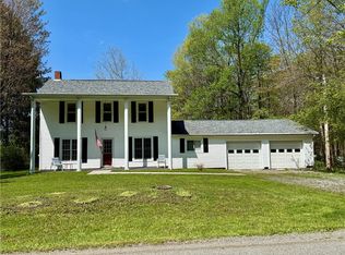 81 Hartwick Rd, Mercer, PA 16137