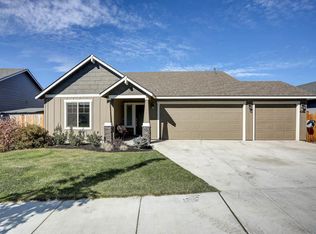 2894 NE Rainier Dr, Bend, OR 97701
