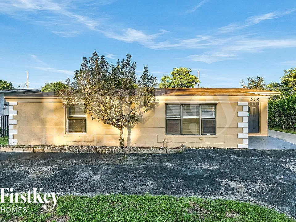 418 SW 15th Ave