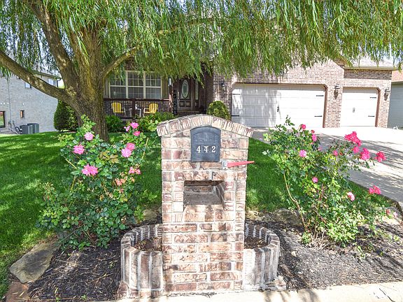 3rd image of 442 Spring Meadow Drive