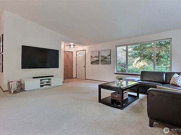 3rd image of 5140 Klahanie Drive NW