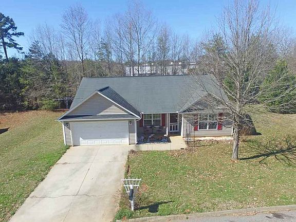 2nd image of 20 Lakanwood Ln