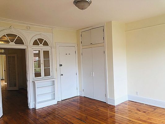 5th image of 440 E 118th St #3