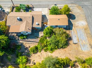 1730 Riviera Dr, Redding, CA 96001