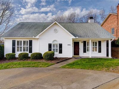908 Heatherstone Dr, Winston Salem, NC, 27104