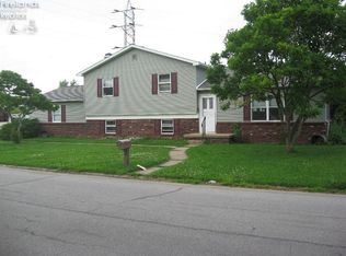 319 Birchwood Dr, Sandusky, OH