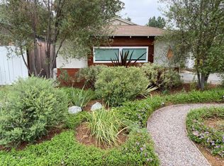 7052 Whitaker Ave, Van Nuys, CA 91406