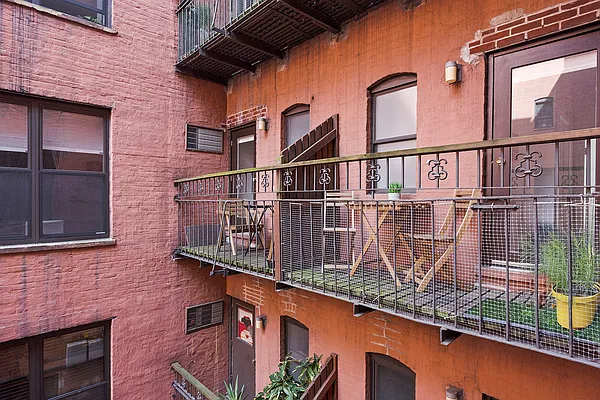 Sold by Corcoran | media 10