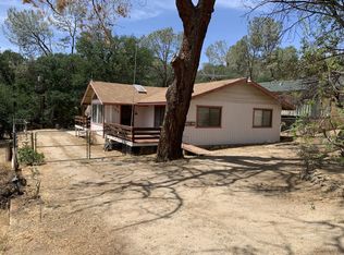 819 Sierra Vista Dr, Wofford Heights, CA