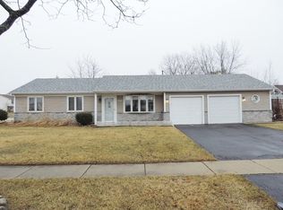 4795 Zeppelin Dr, Hanover Park, IL