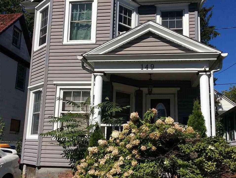 1st image of 149 Oneil St