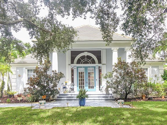 2nd image of 6815 CYPRESS COVE Circle