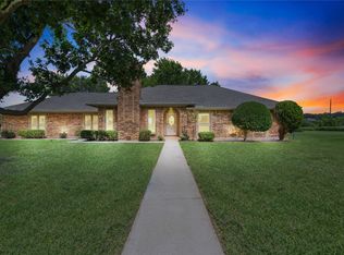 4300 Jennifer Ln, Crowley, TX 76036