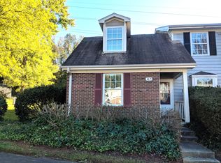 2671 Cottage Pl, Greensboro, NC 27455
