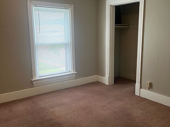 4th image of 716 Saint Andrew St