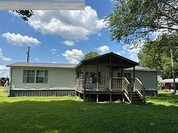1st image of 128 Chapel Hill Rd