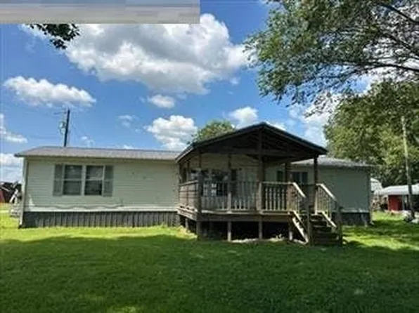 128 Chapel Hill Rd, Morganfield, KY 42437