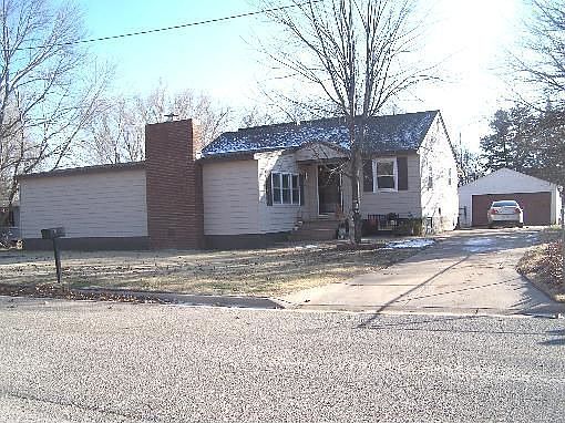 1st image of 201 W Buffalo Ave