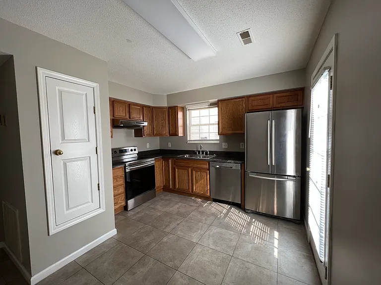 4737 Scepter Way — Photo 2