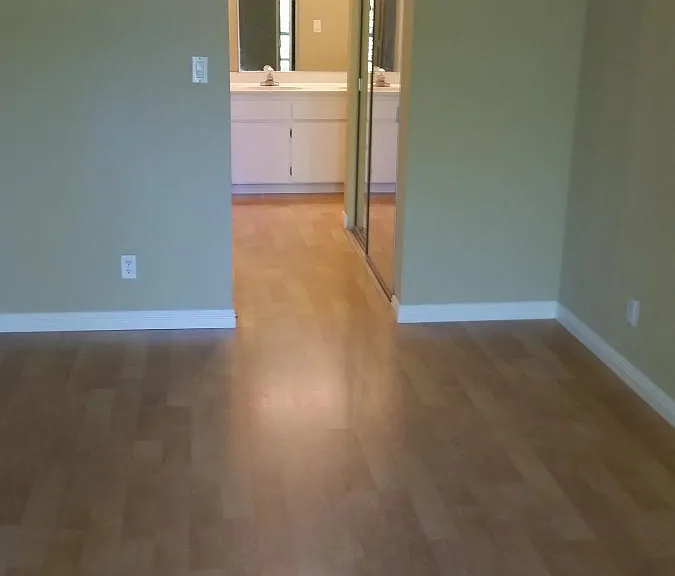 1031 Crestview Dr #304 — Photo 4