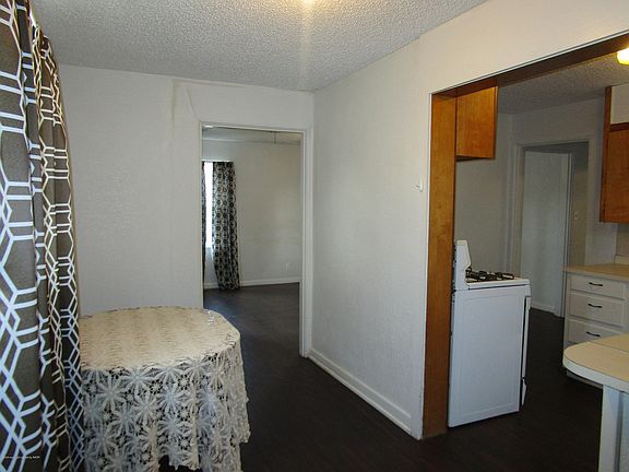 2nd image of 510 N Nelson St