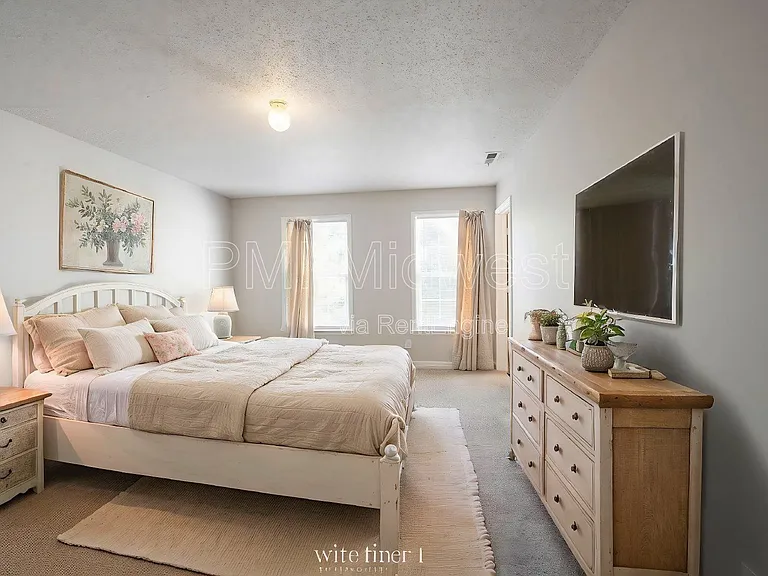 859 Runnymede Dr — Photo 32