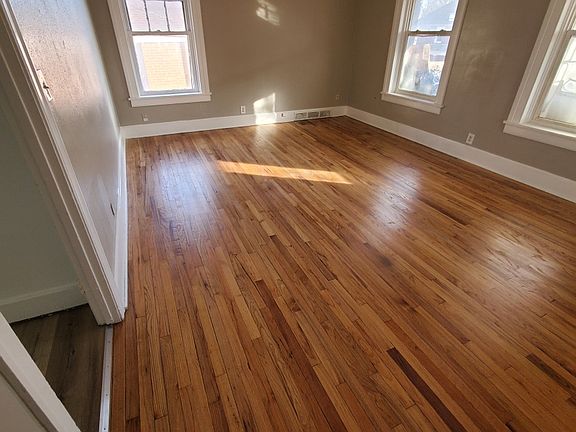 4th image of 604 15th Ave #Ave2