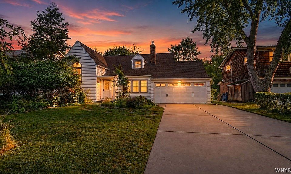 1st image of 35 Lehn Springs Dr