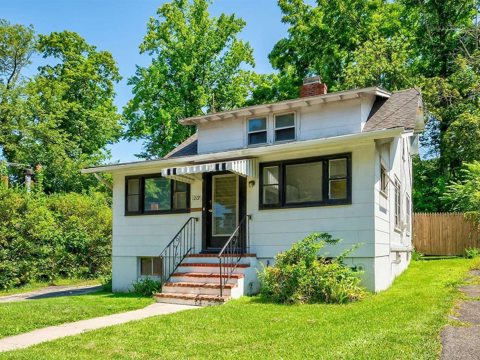 1207 Main Street, Port Jefferson, NY 11777 Zillow