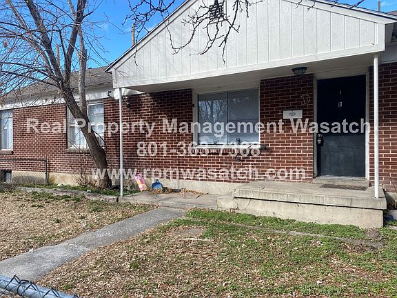 2nd image of 1480 S Green St APT D