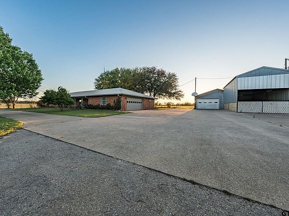 4th image of 1295 County Road 2320