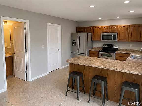 4th image of 56540 McFall Pl
