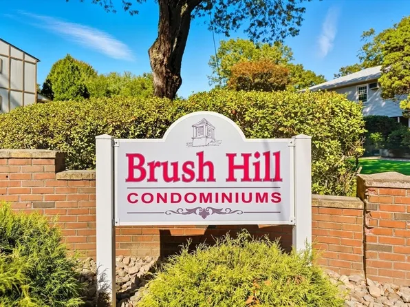 80 Brush Hill Ave APT 51, West Springfield, MA 01089