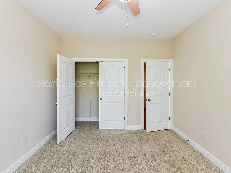906 Keaton Ridge Ct — Photo 23