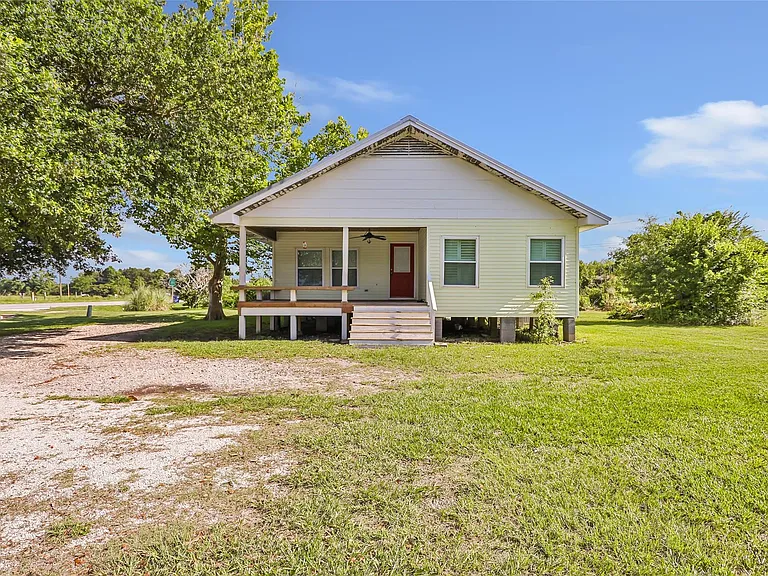 9307 Highway 321 — Photo 1