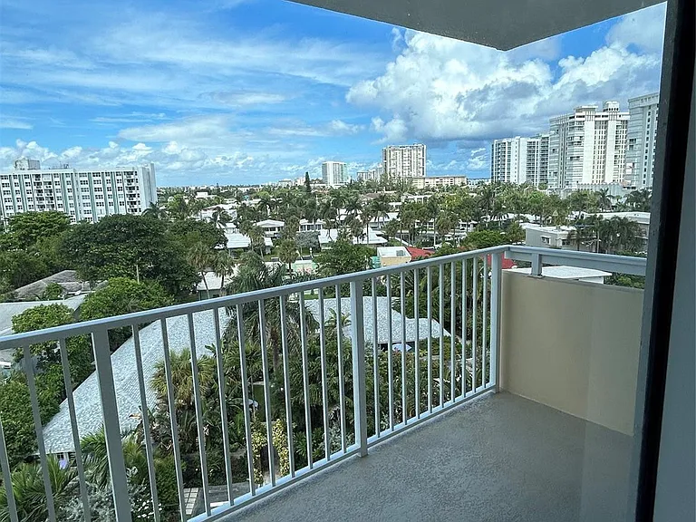 1200 Hibiscus Ave #702 — Photo 19