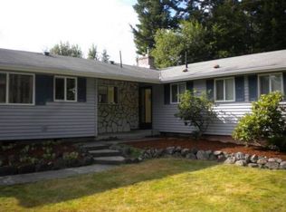 5608 NW Gross Rd, Bremerton, WA 98312