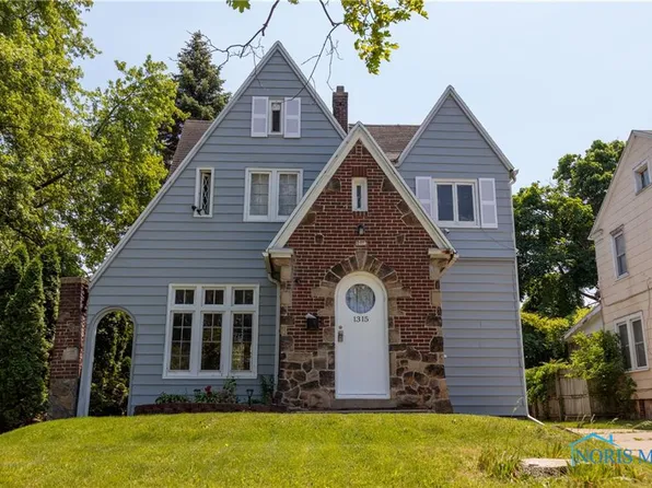 1315 Thatcher Dr, Toledo, OH 43606
