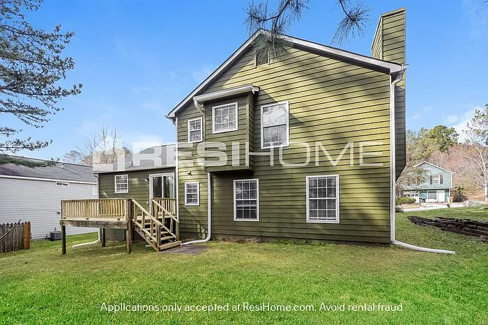 1470 Vail Aly — Photo 14