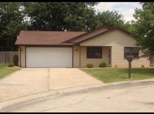 57 Gemstone Dr, Granite City, IL