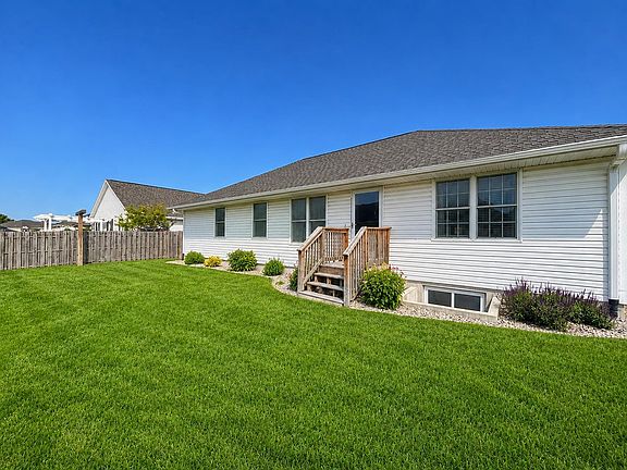 4th image of 5011 41st St