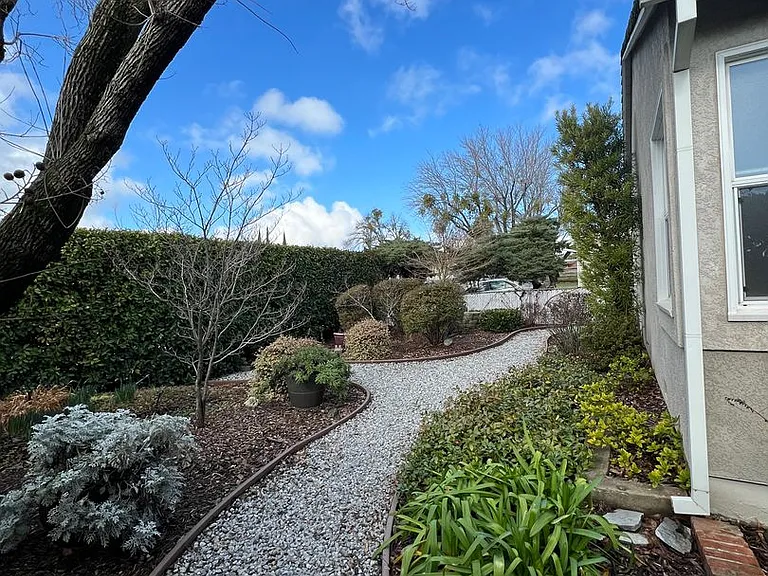 1620 Park Ave — Photo 30