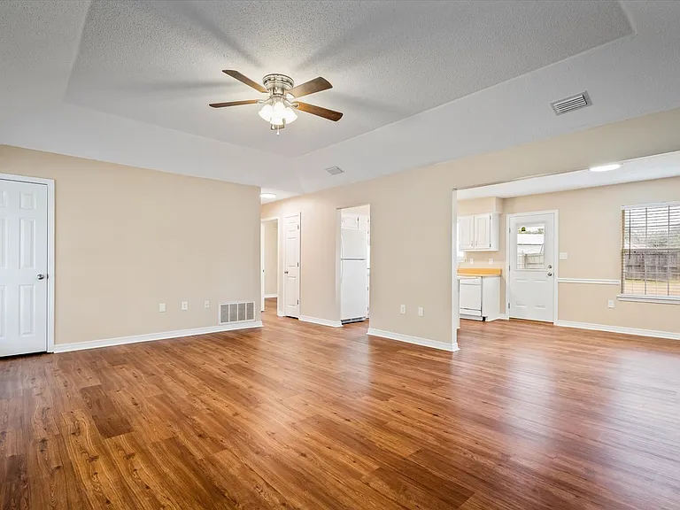 7245 Pecan Terrace Dr — Photo 4