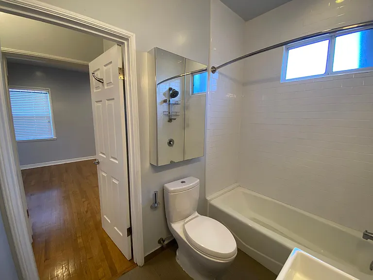 642 N Gardner St #644-1/2 — Photo 12