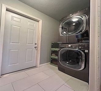 1st image of 665 Sammie Ave