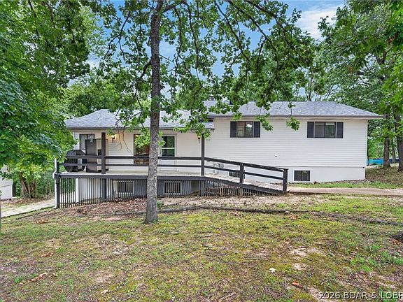 2nd image of 814 Lazy Days Rd