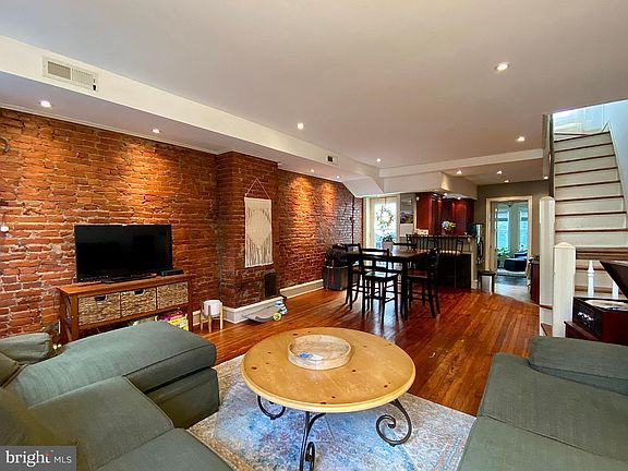5th image of 870 N 26th St