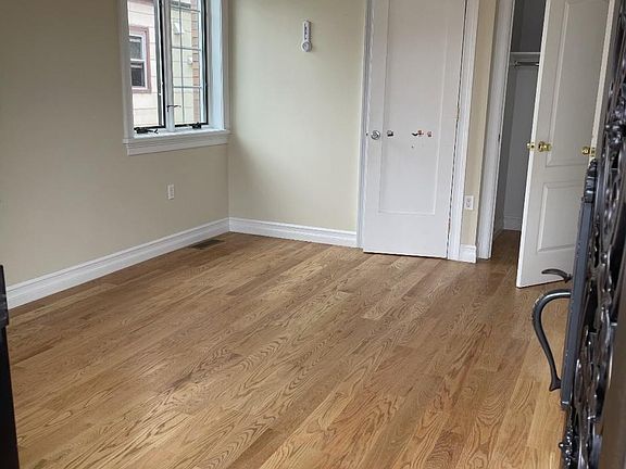 5th image of 154-04 Beech Ave Floor 1