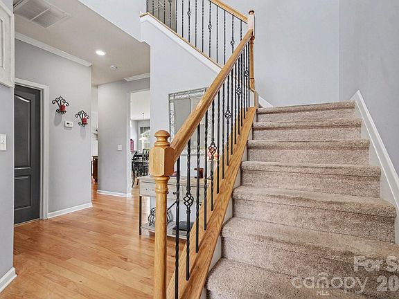 5th image of 1109 Blackwaterside Dr