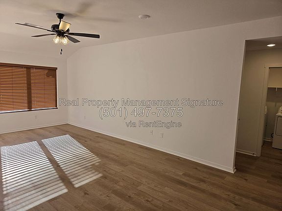 5th image of 2320 Bassett St